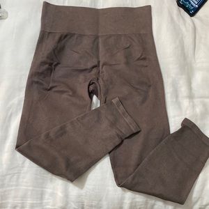 Joy Lab High-Rise Ribbed Seamless 7/8 Leggings. Size XL